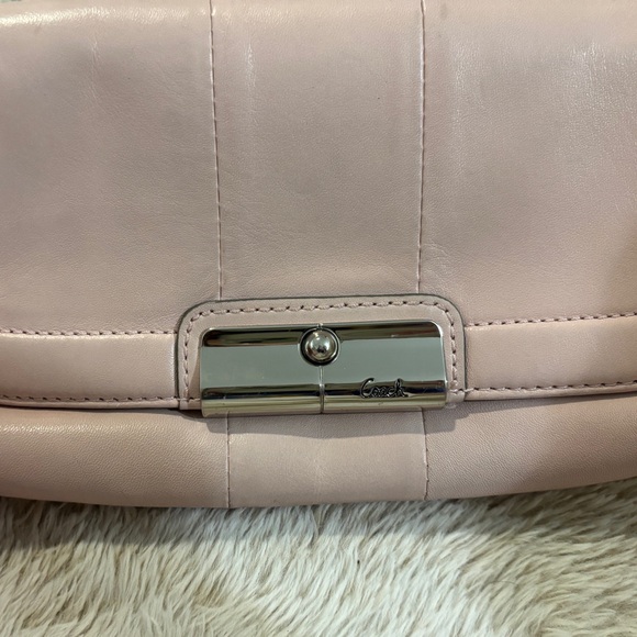 Elegant Pink Coach Leather Clutch - Picture 3 of 6